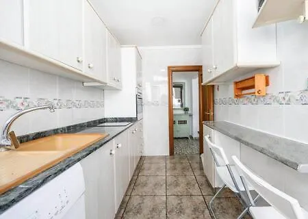 Fresh, Spacious In Appartement