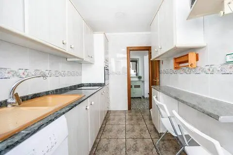 Fresh, Spacious In Appartement